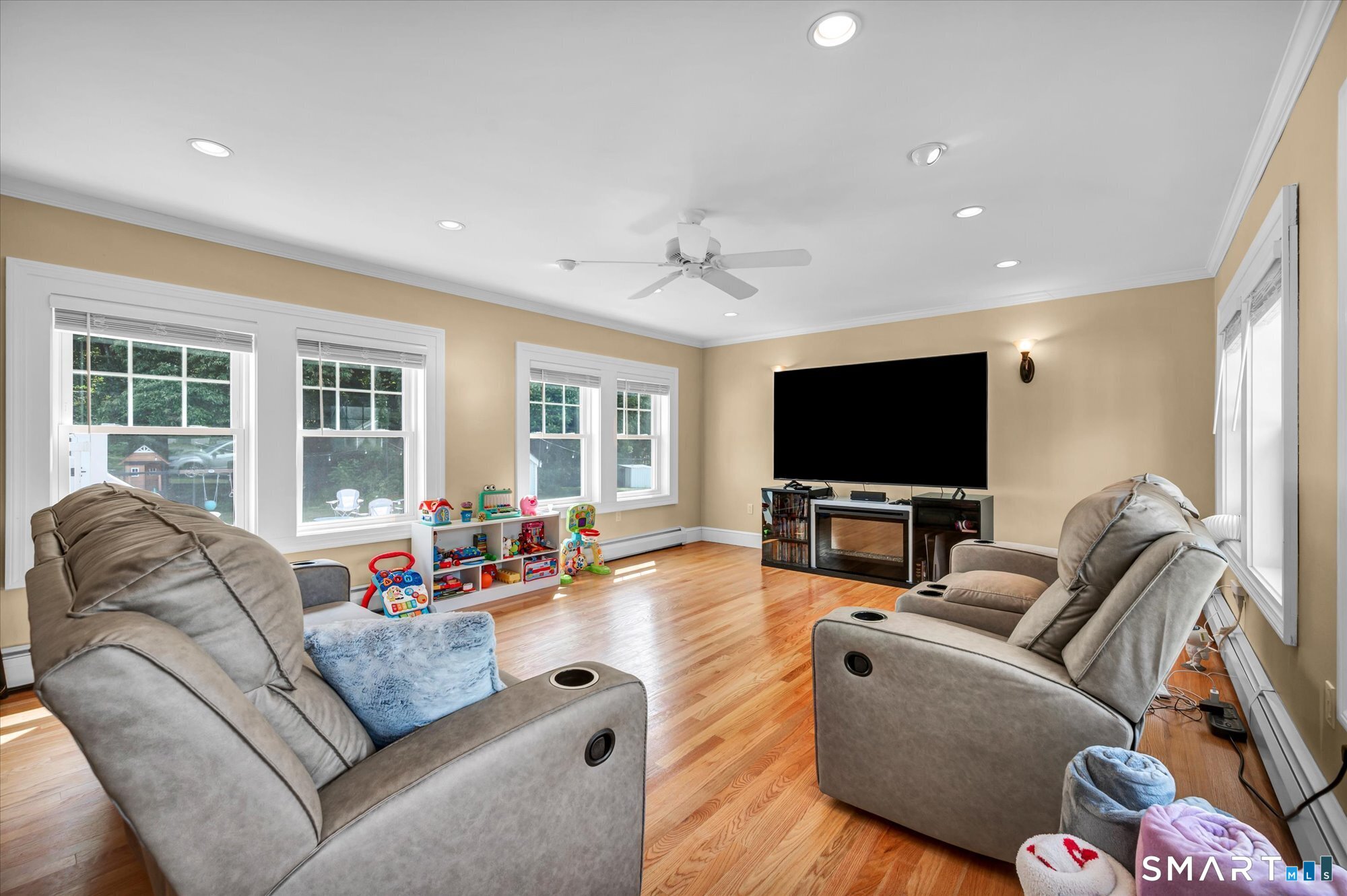 32 Franklin Road Cromwell, CT 06416 - Photo 4 of 40 Great Room