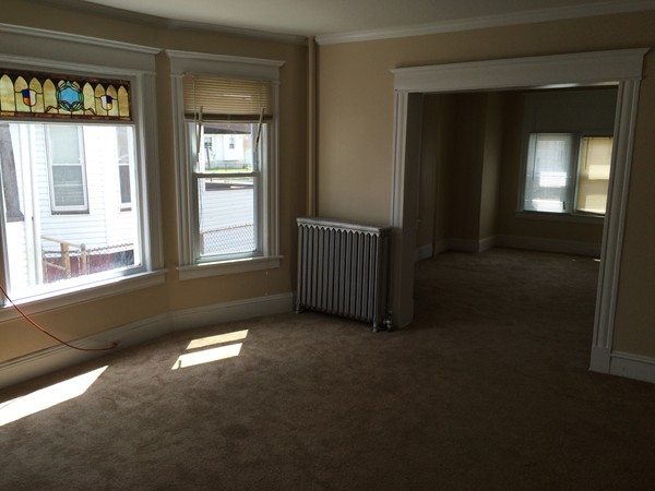 57 Commonwealth Avenue Springfield, MA 01108 - Photo 4 of 20