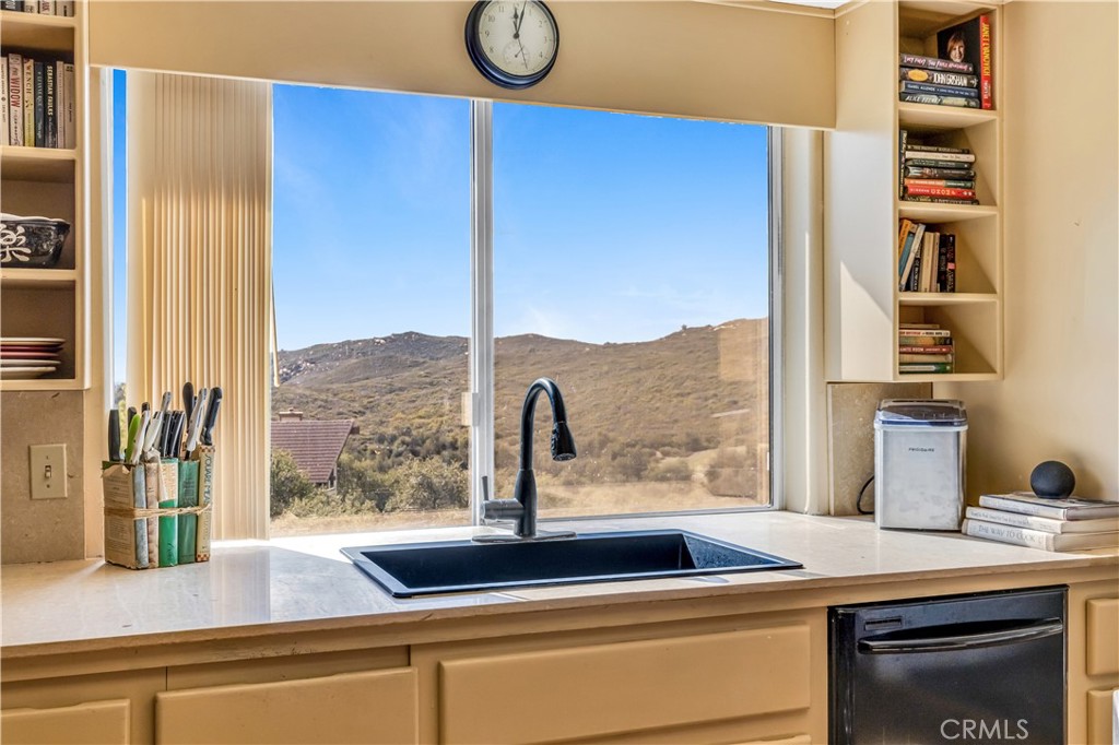 16765 Charro Road Lake Elsinore, CA 92530 - Photo 14 of 75