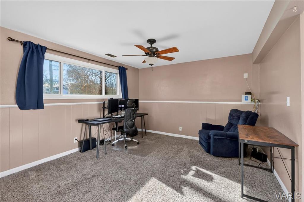 1335 Derhake Road Florissant, MO 63033 - Photo 24 of 35