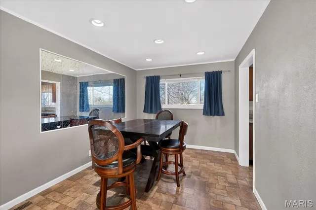 $215,000 | 1335 Derhake Road, Florissant, MO 63033