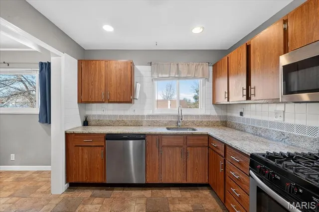 $215,000 | 1335 Derhake Road, Florissant, MO 63033