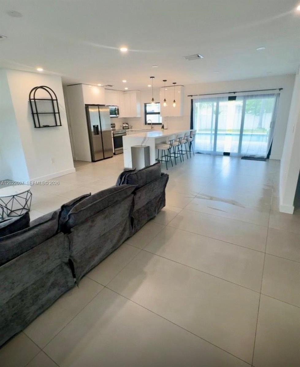 4901 Washington Street Hollywood, FL 33021 - Photo 19 of 22