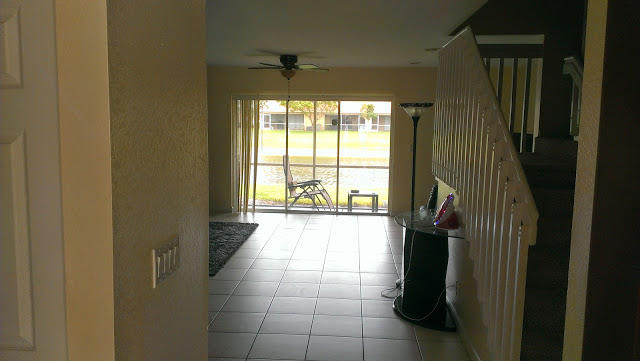 6410 Sandy Bank Terrace Riviera Beach, FL 33407 - Photo 4 of 15 Living room