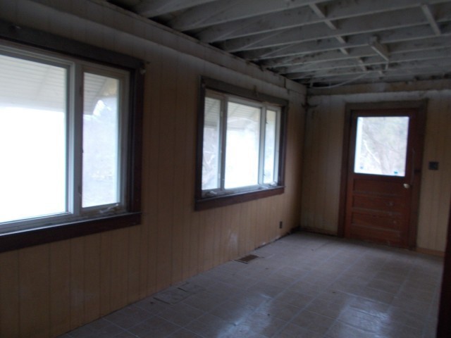 169 Main Street Middlebury, NY 14591 - Photo 13 of 23 ENCLOSED PORCH