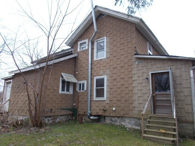 169 Main Street Middlebury, NY 14591 - Photo 4 of 23 BACK