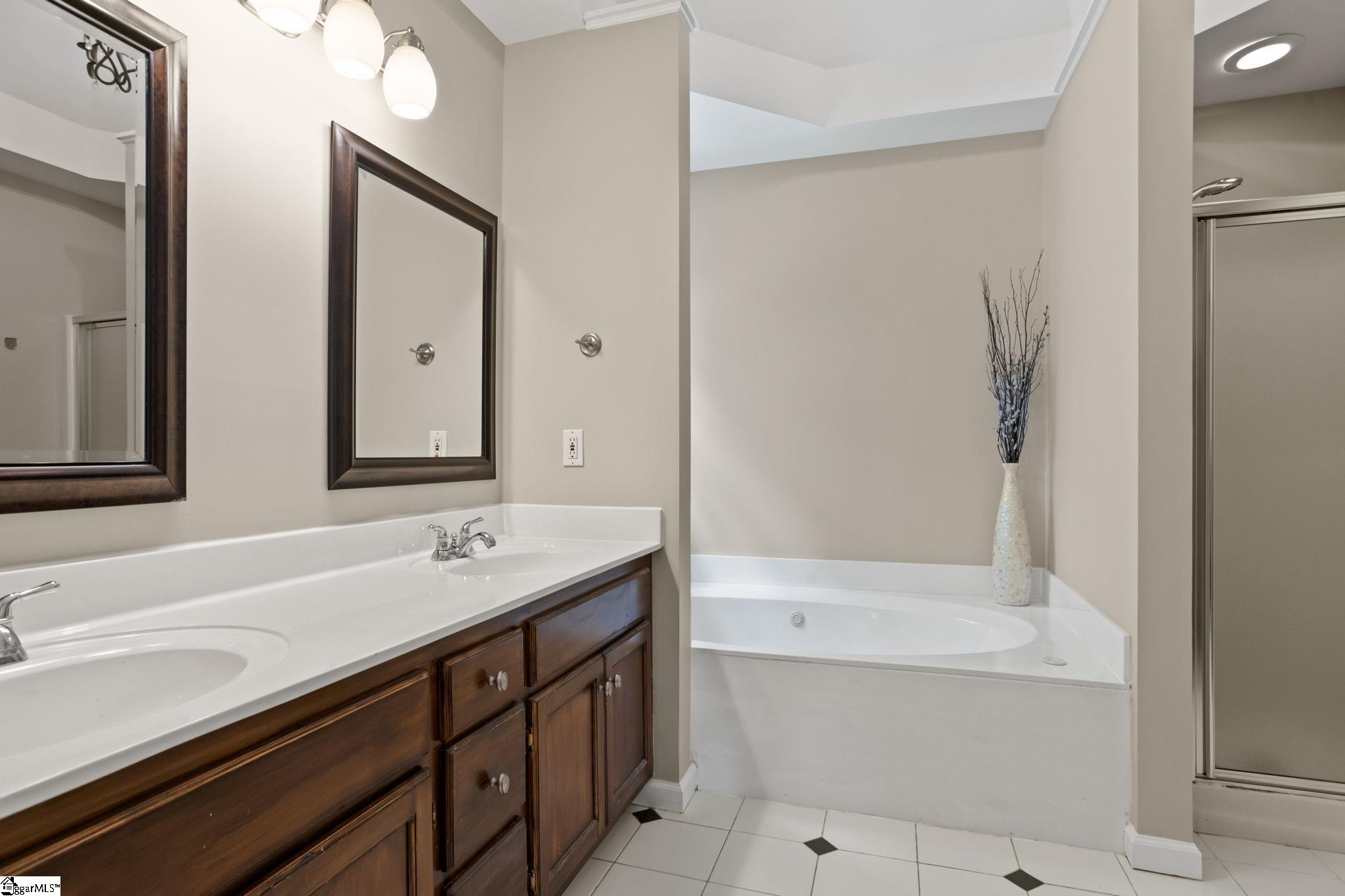 111 Squires Creek Road Simpsonville, SC 29681 - Photo 20 of 36 Gallery Image 20