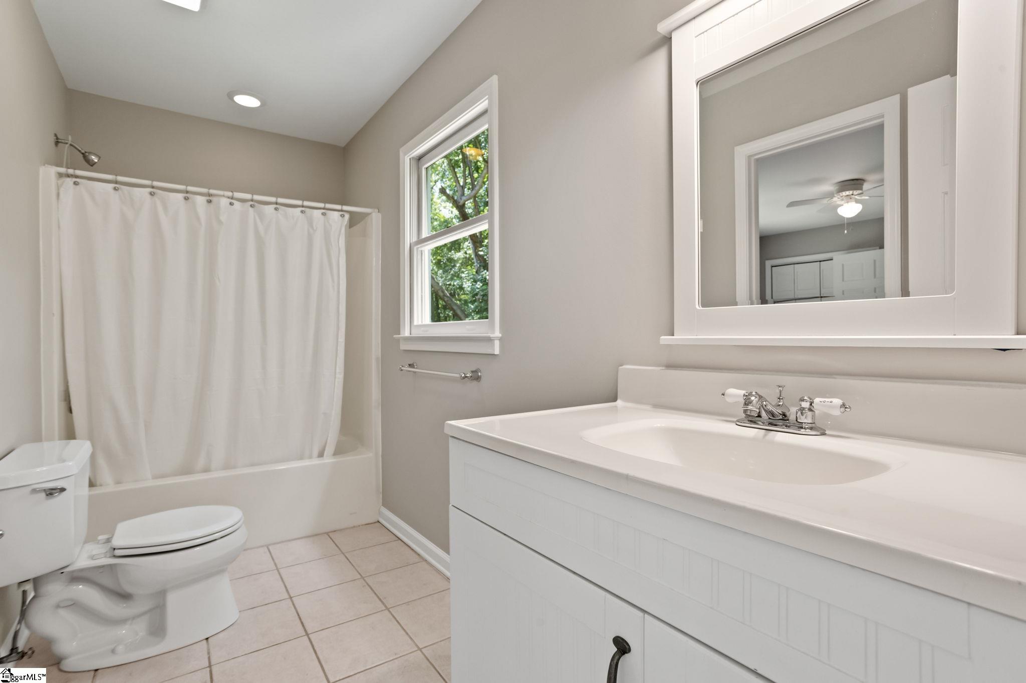 111 Squires Creek Road Simpsonville, SC 29681 - Photo 26 of 36 Gallery Image 26
