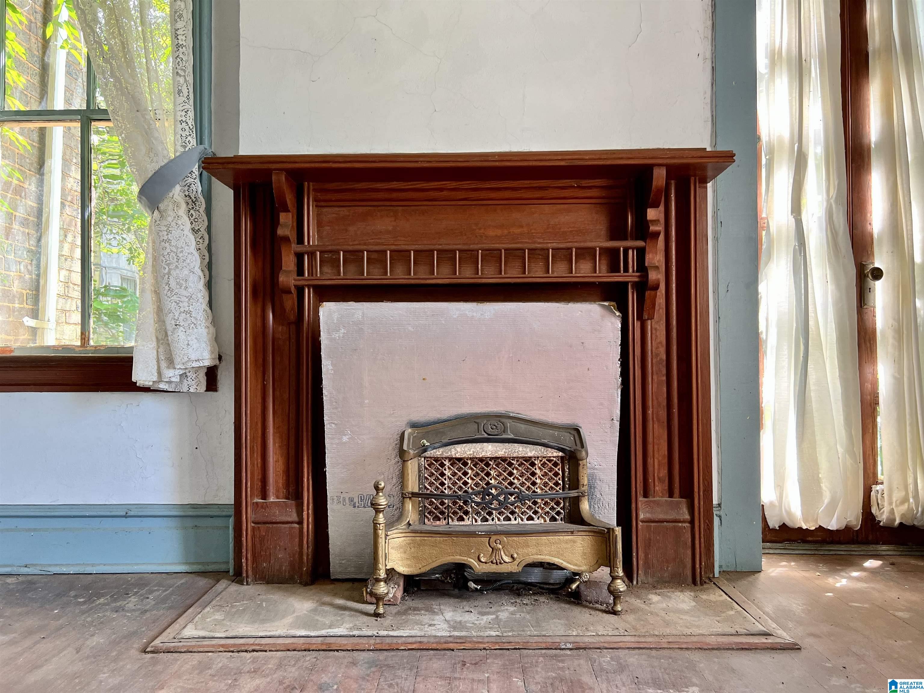 202 Coffee Street Talladega, AL 35160 - Photo 4 of 54