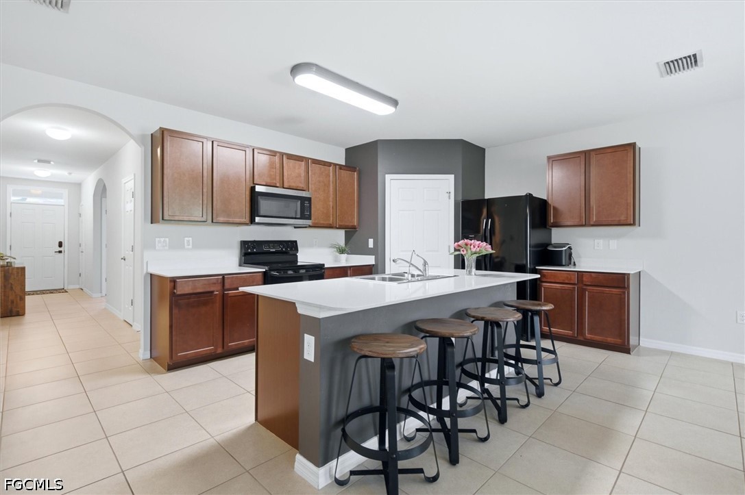 8313 Trillium Road Fort Myers, FL 33967 - Photo 4 of 23 Gallery Image 4