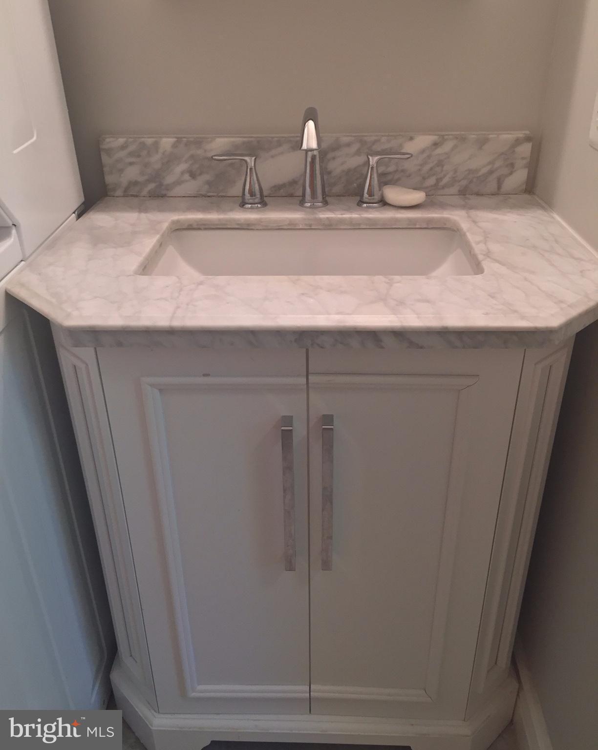 1470 Redbud Road Winchester, VA 22603 - Photo 18 of 30 Bath (Master)