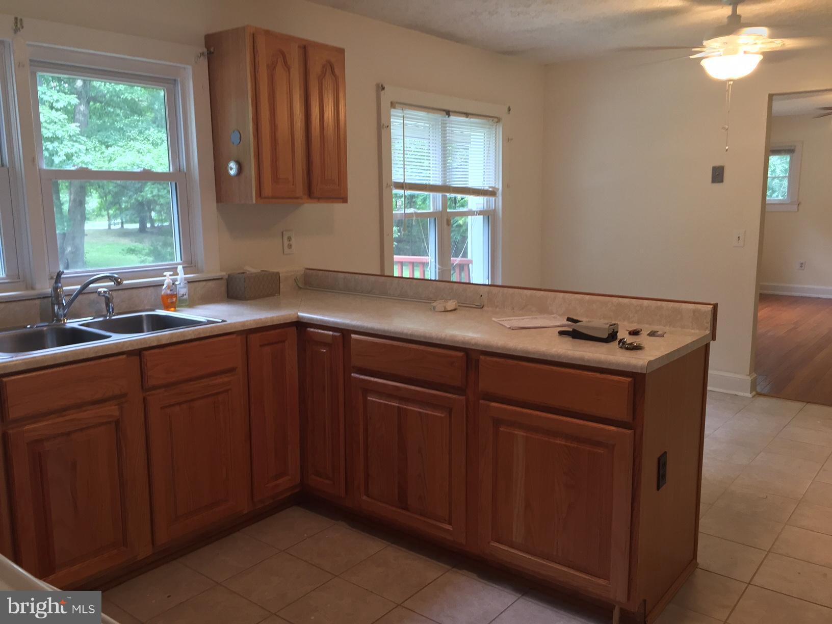 1470 Redbud Road Winchester, VA 22603 - Photo 8 of 30 Kitchen