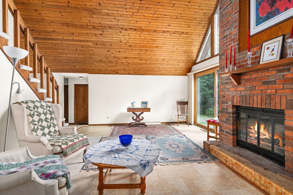 4829 Lavaque Bypass Road Hermantown, MN 55811 - Photo 4 of 40