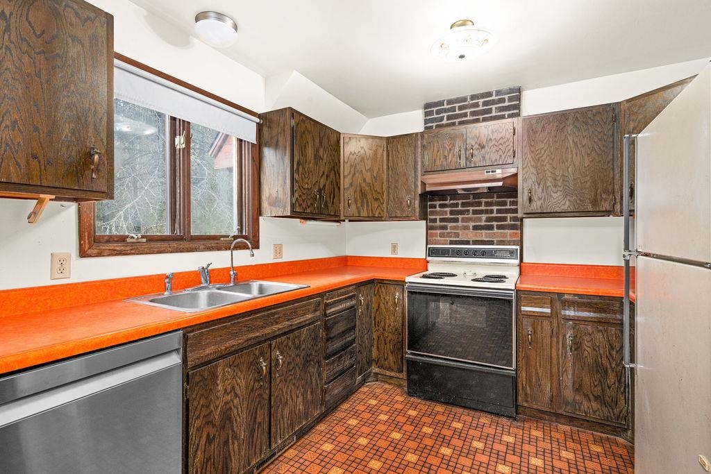 4829 Lavaque Bypass Road Hermantown, MN 55811 - Photo 9 of 40