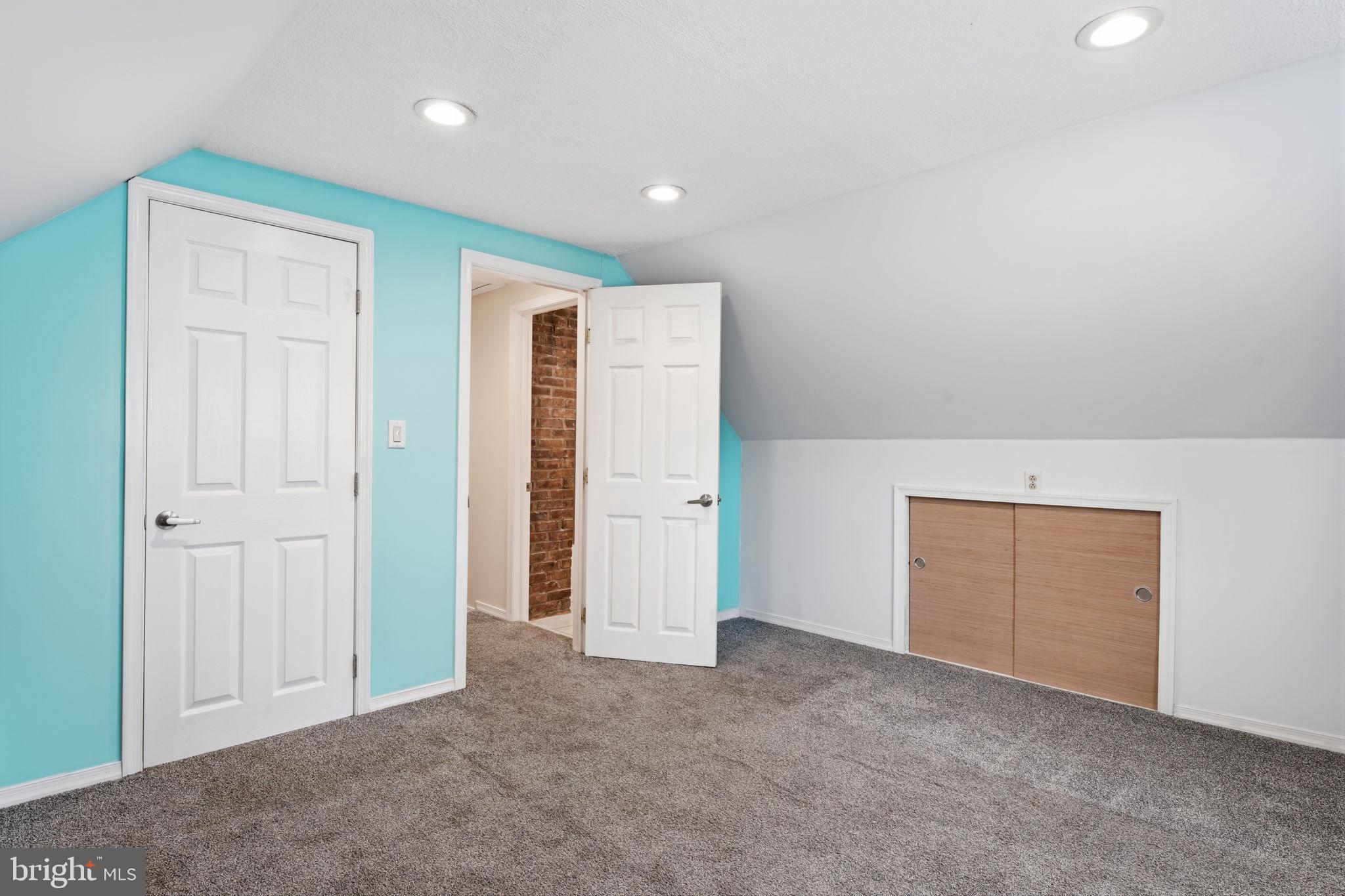 34 Ridge Lane Levittown, PA 19055 - Photo 16 of 32 Gallery Image 16