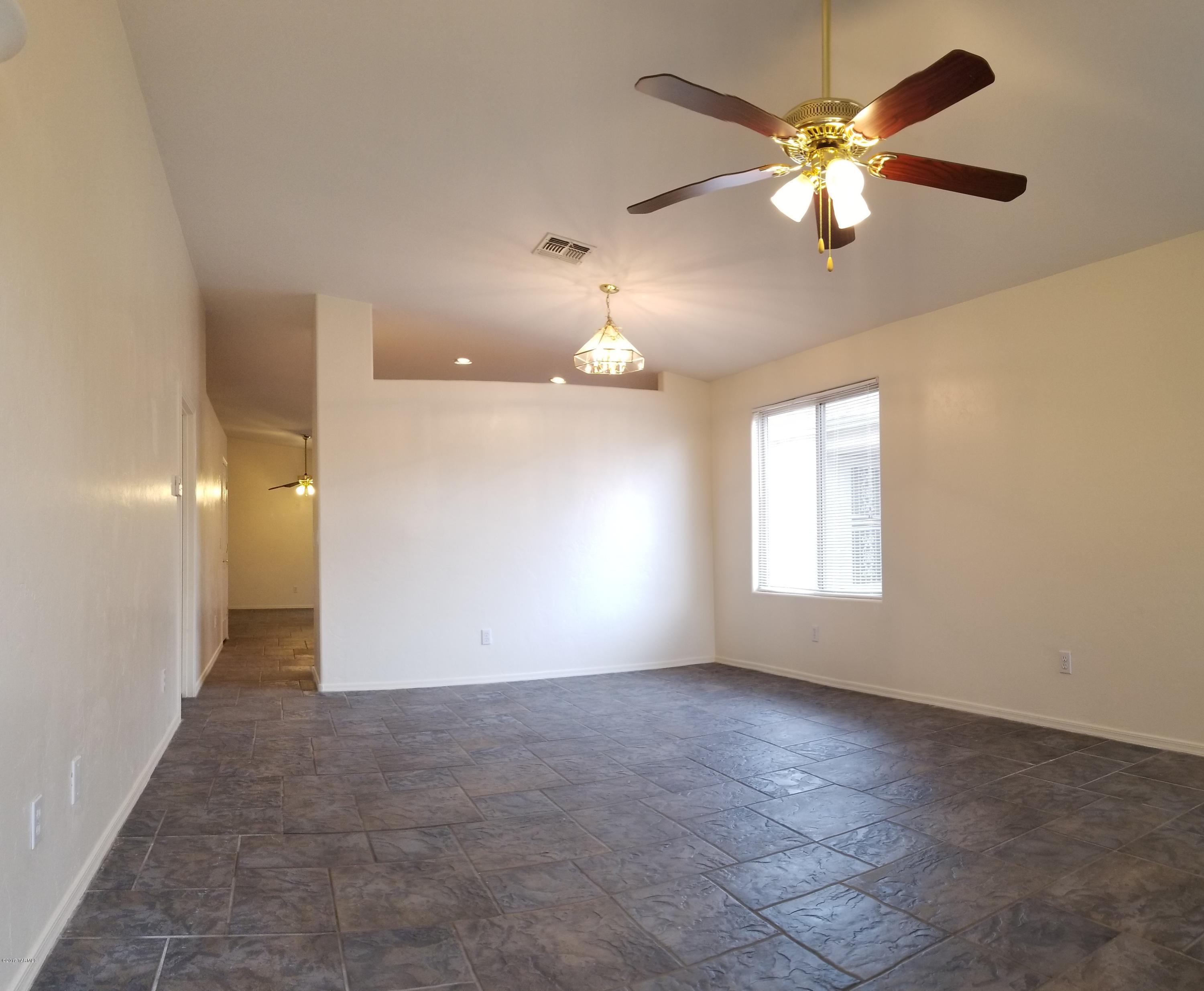 8469 South Burien Road Tucson, AZ 85747 - Photo 3 of 19