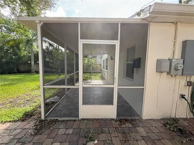 $2,650 | 4727 West Wallcraft Avenue, Tampa, FL 33611