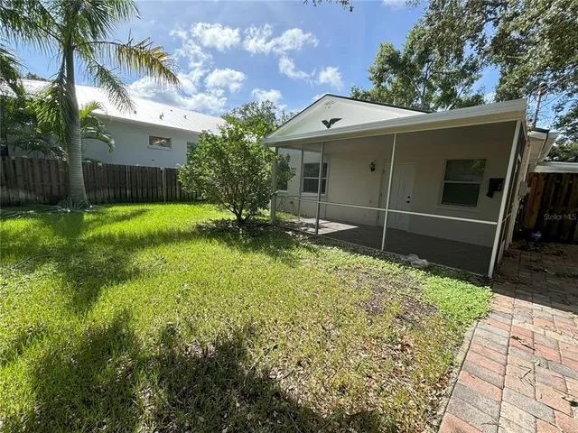 $2,650 | 4727 West Wallcraft Avenue, Tampa, FL 33611