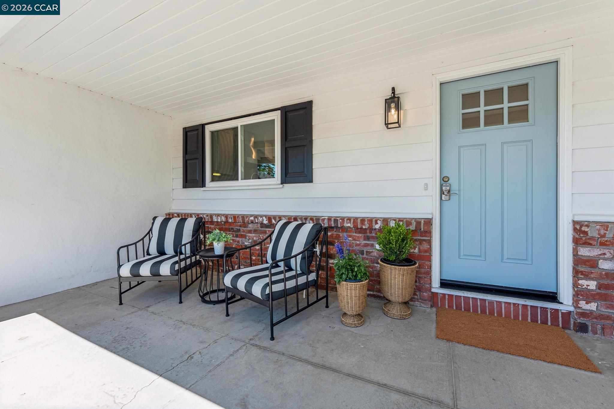 414 Castello Road Lafayette, CA 94549 - Photo 4 of 53