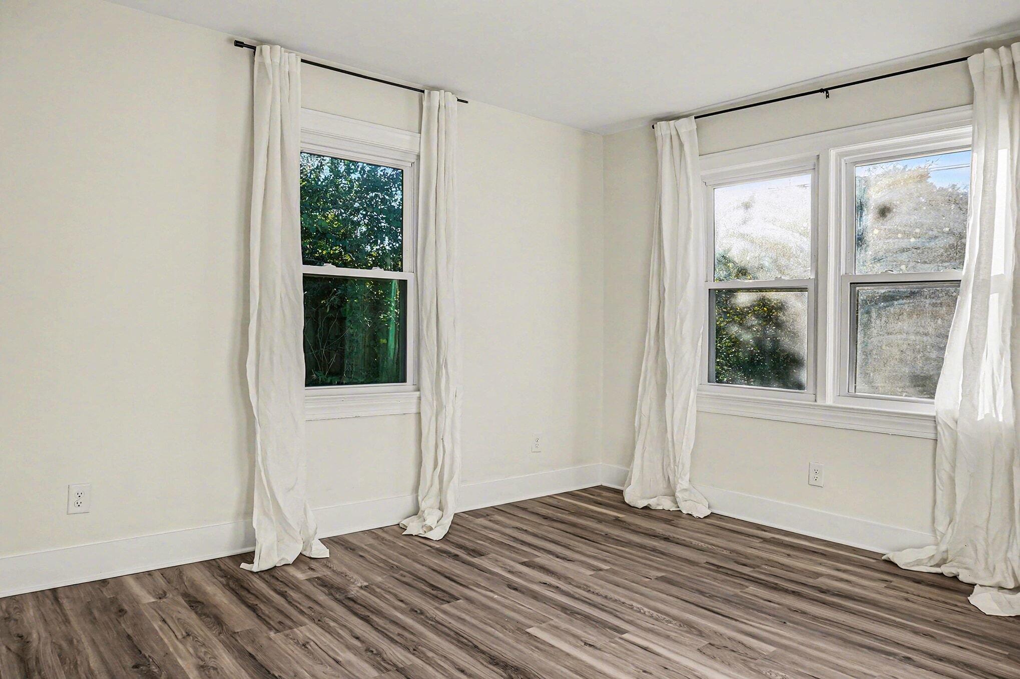 818 West Madison Avenue Charleston, SC 29412 - Photo 20 of 36 Bedroom 3