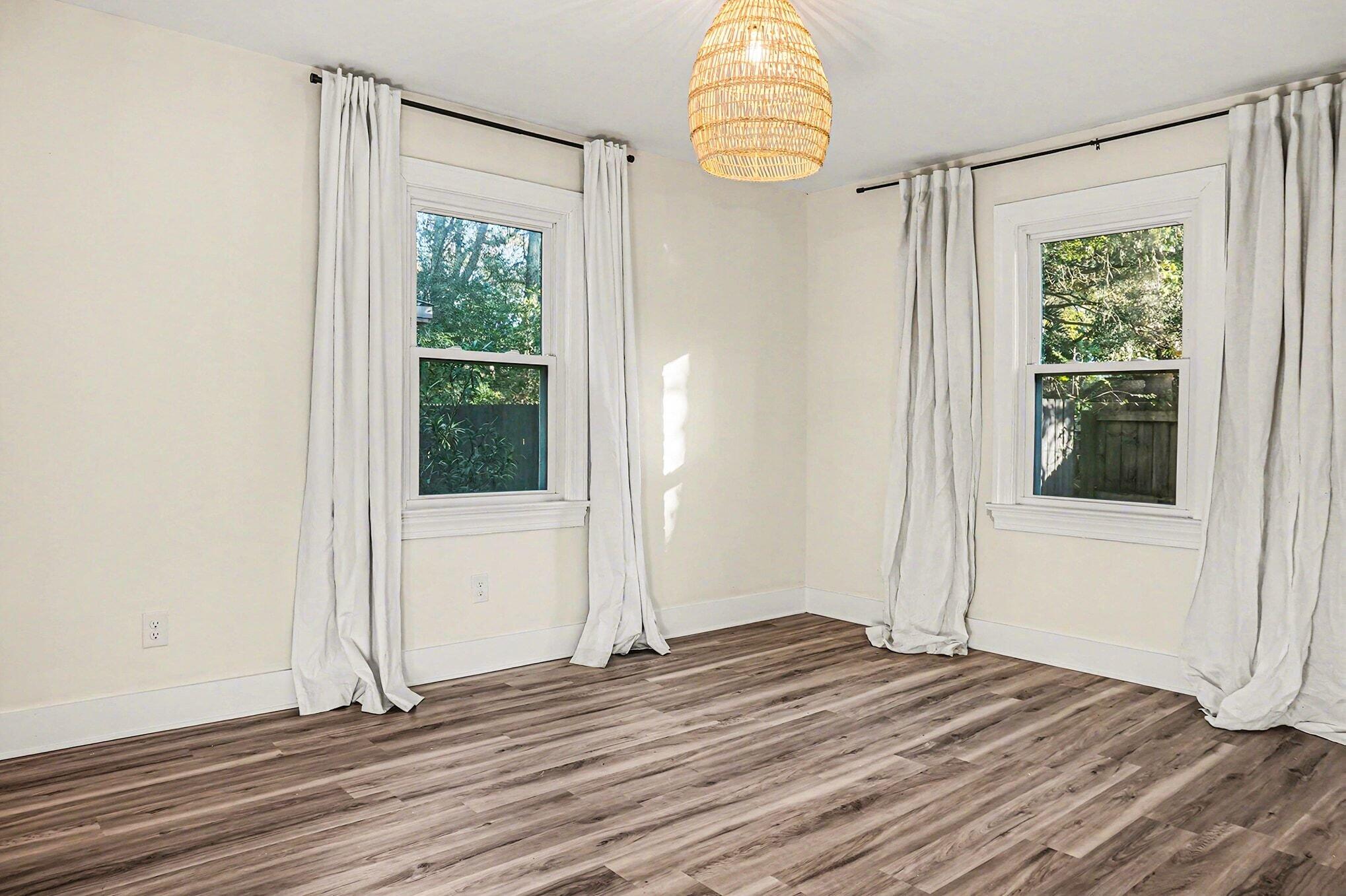 818 West Madison Avenue Charleston, SC 29412 - Photo 22 of 36 Primary Bedroom