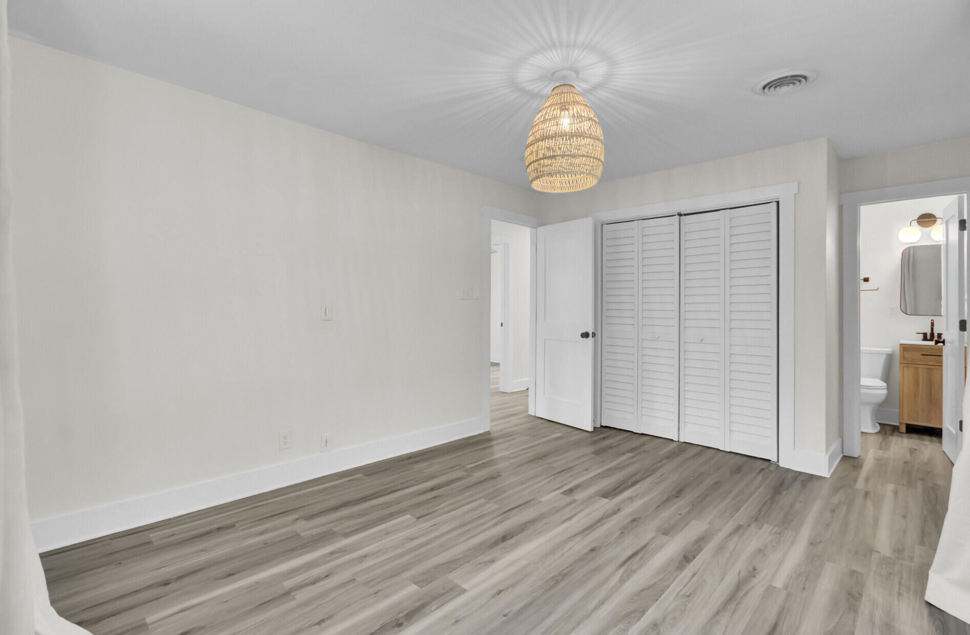 818 West Madison Avenue Charleston, SC 29412 - Photo 32 of 49 32_32_mls