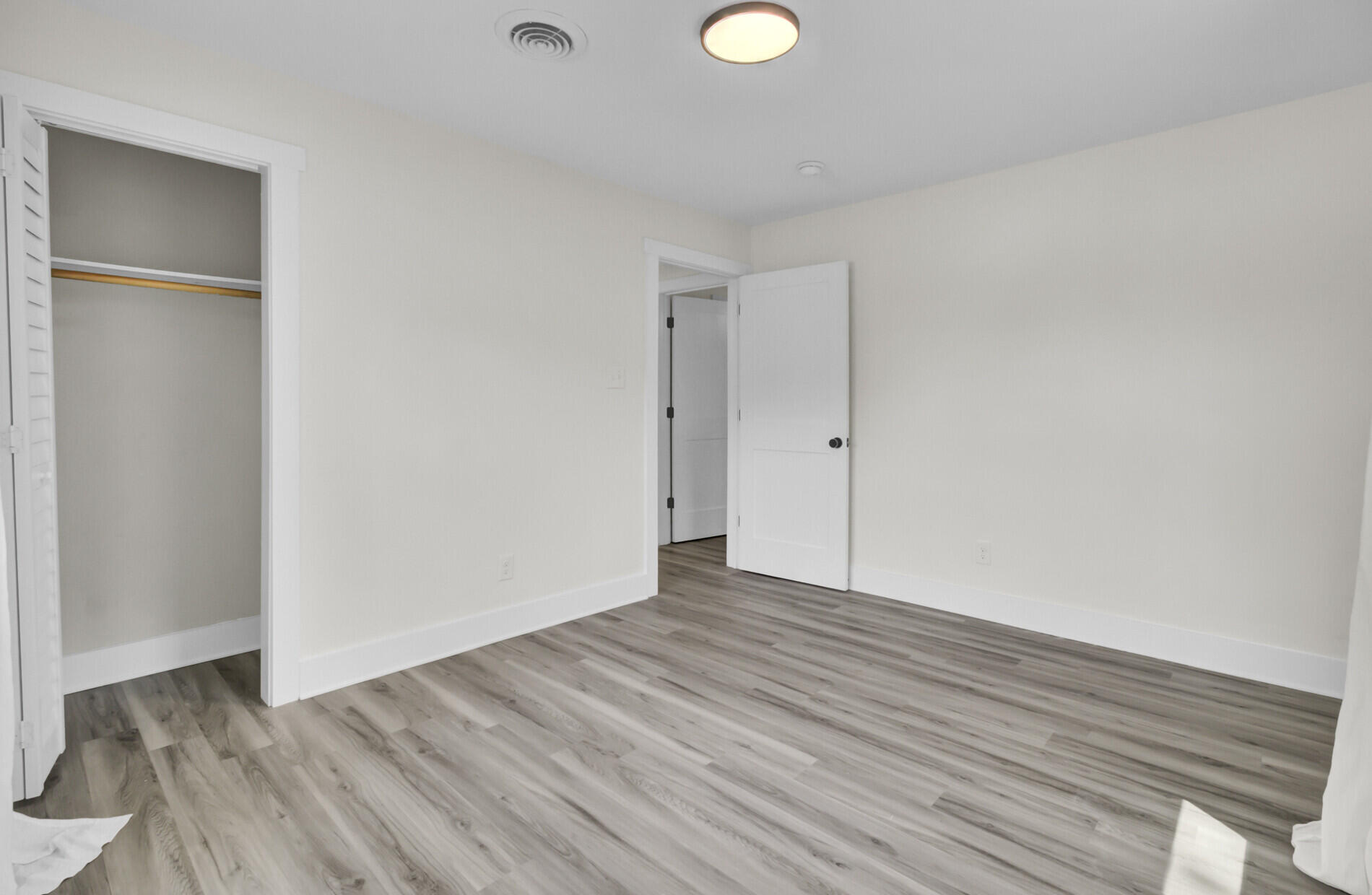 818 West Madison Avenue Charleston, SC 29412 - Photo 36 of 49 36_36_mls
