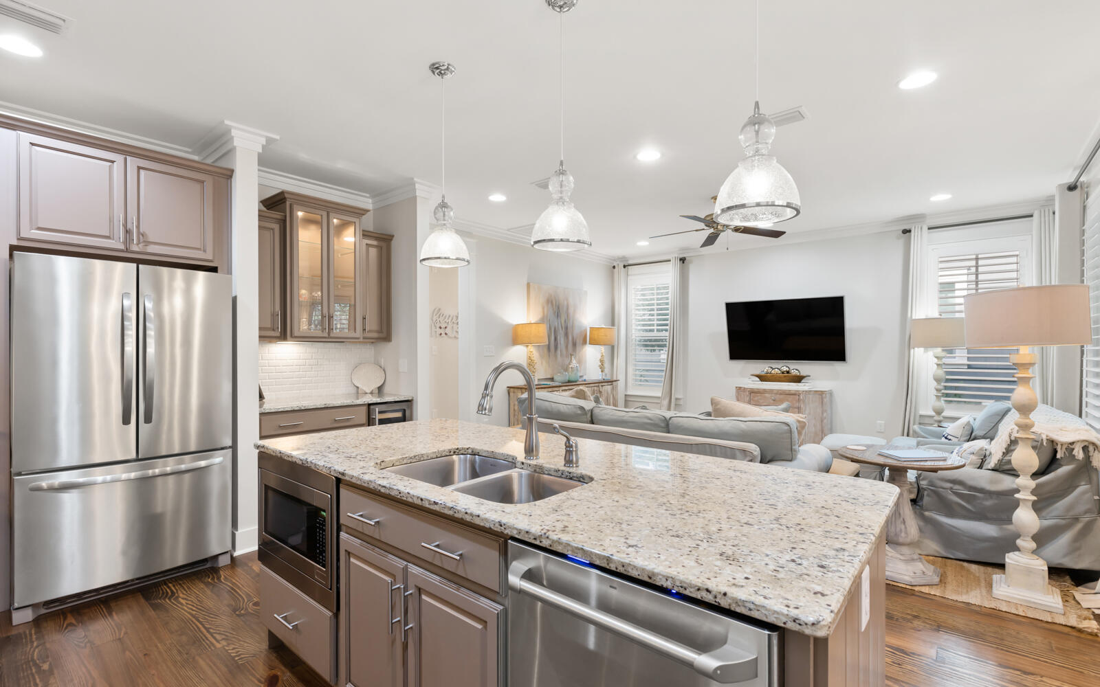 Open Kitchen