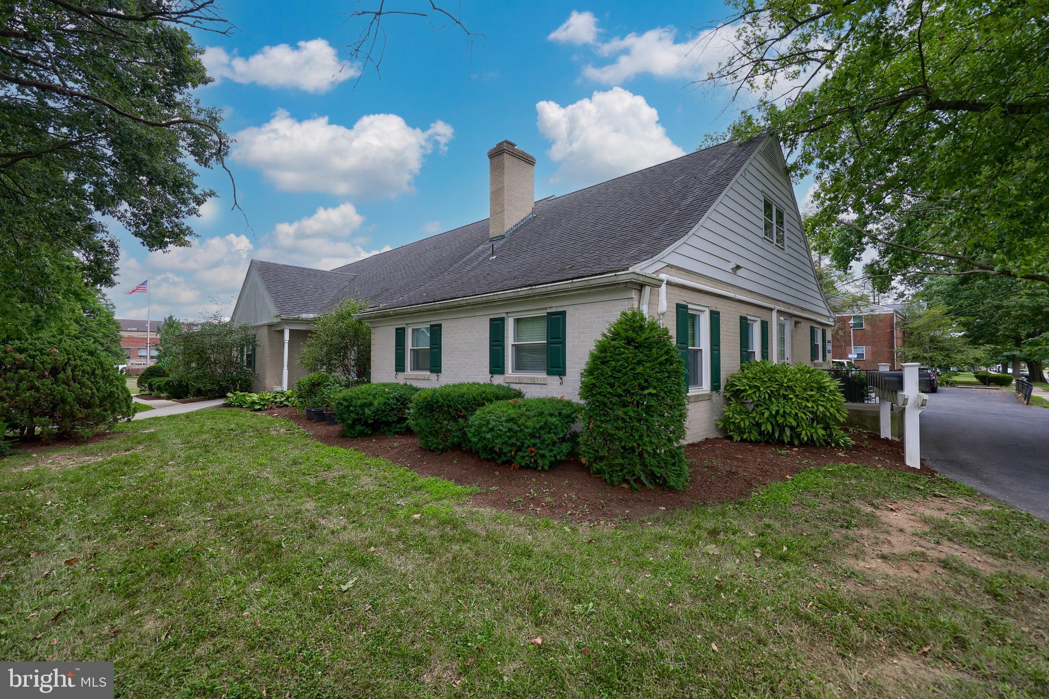 130 South Penn Street Manheim, PA 17545 - Photo 16 of 52