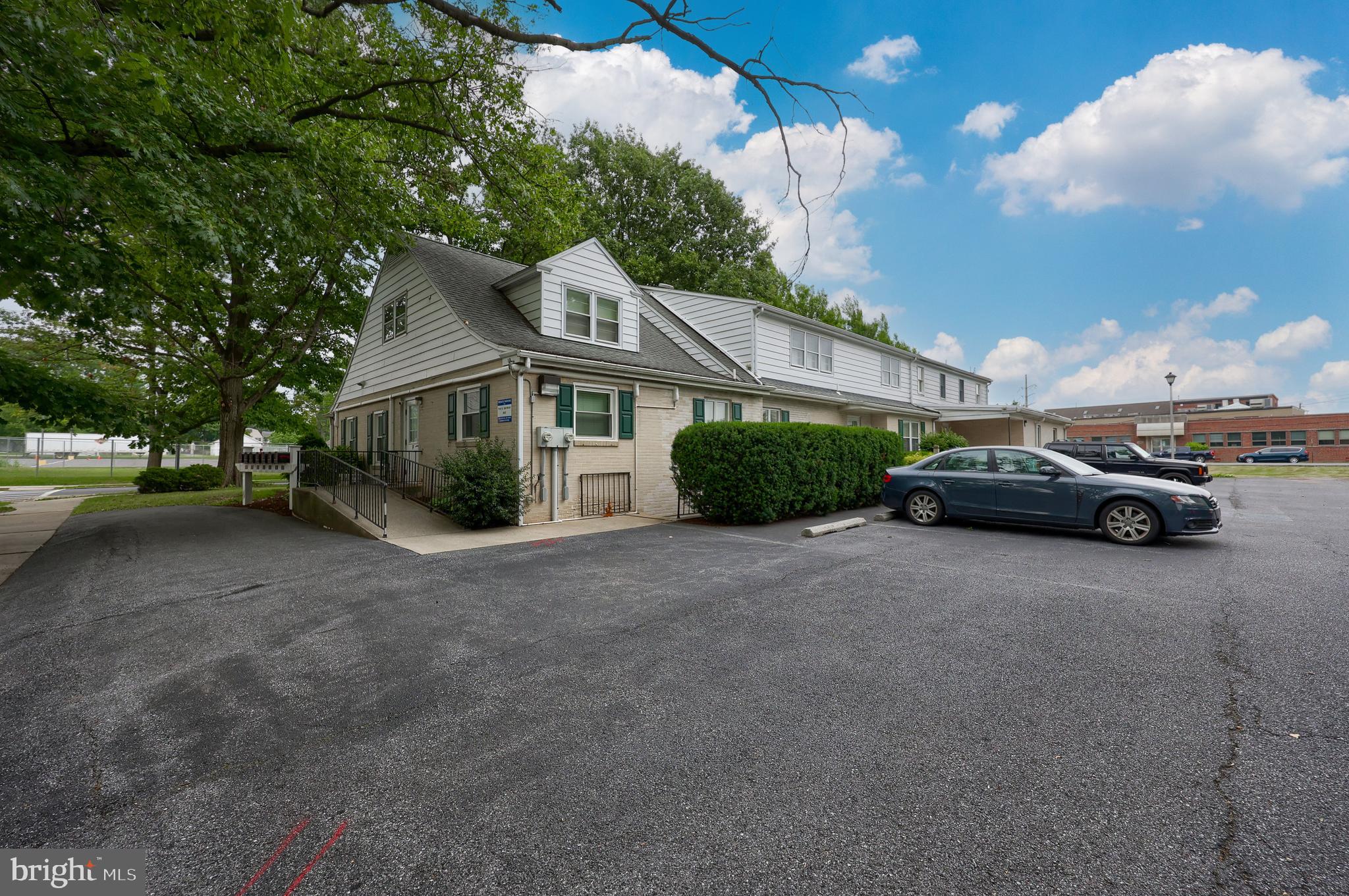 130 South Penn Street Manheim, PA 17545 - Photo 19 of 52