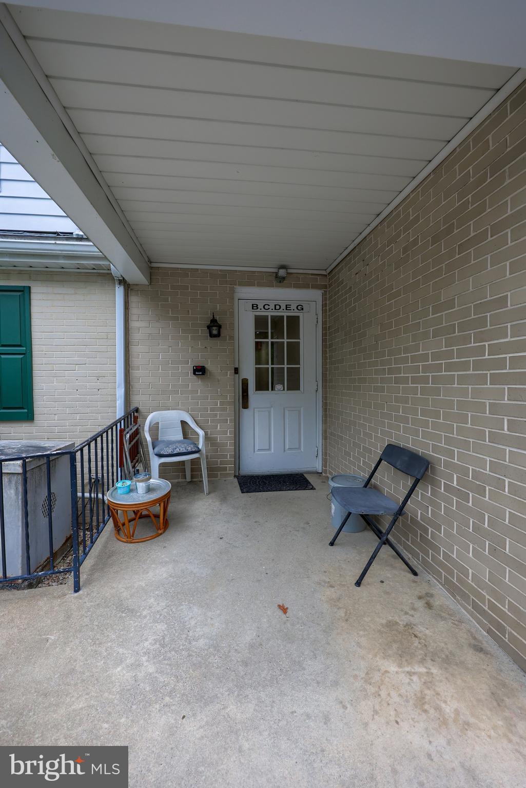 130 South Penn Street Manheim, PA 17545 - Photo 4 of 52