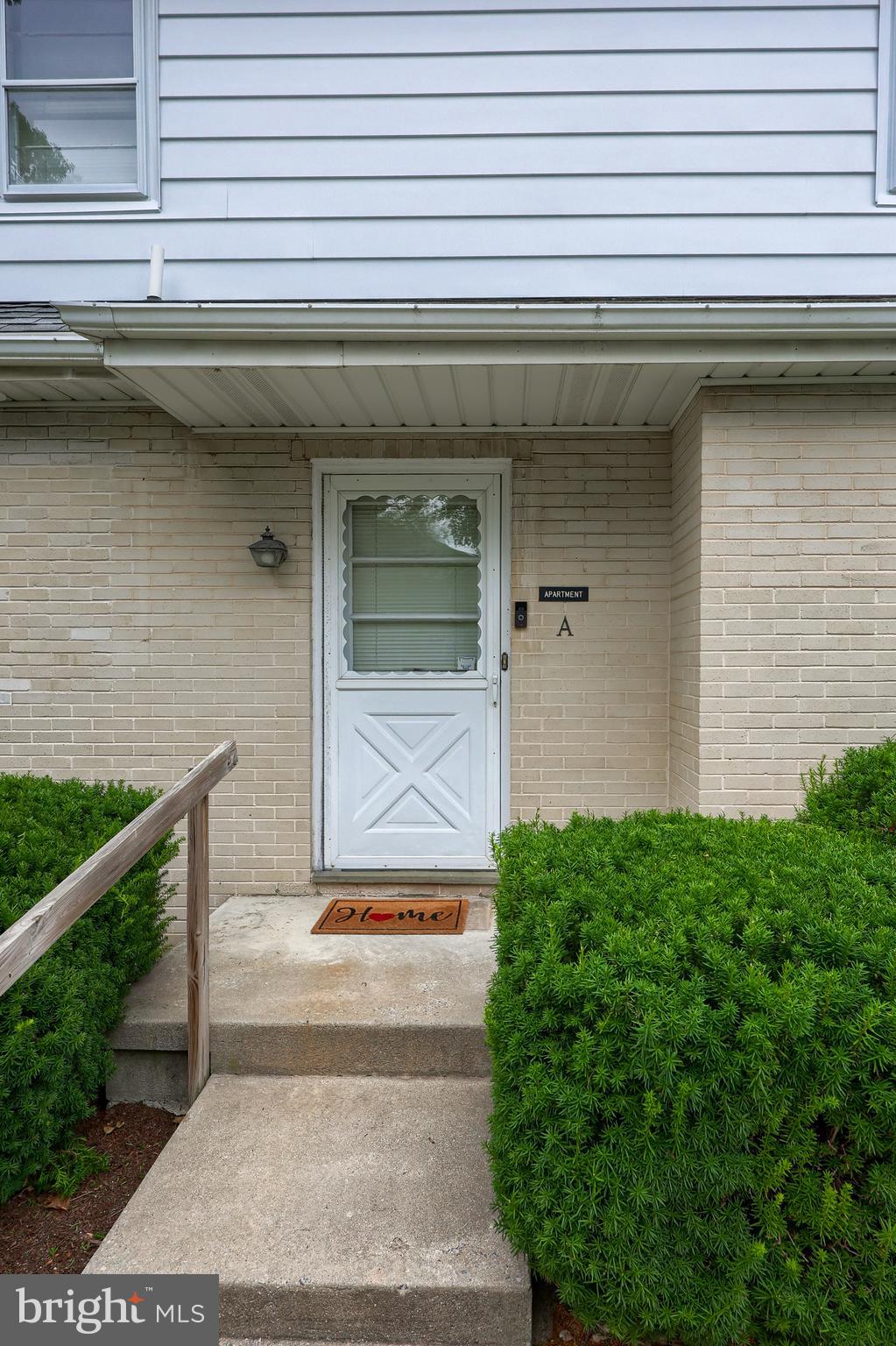 130 South Penn Street Manheim, PA 17545 - Photo 6 of 52