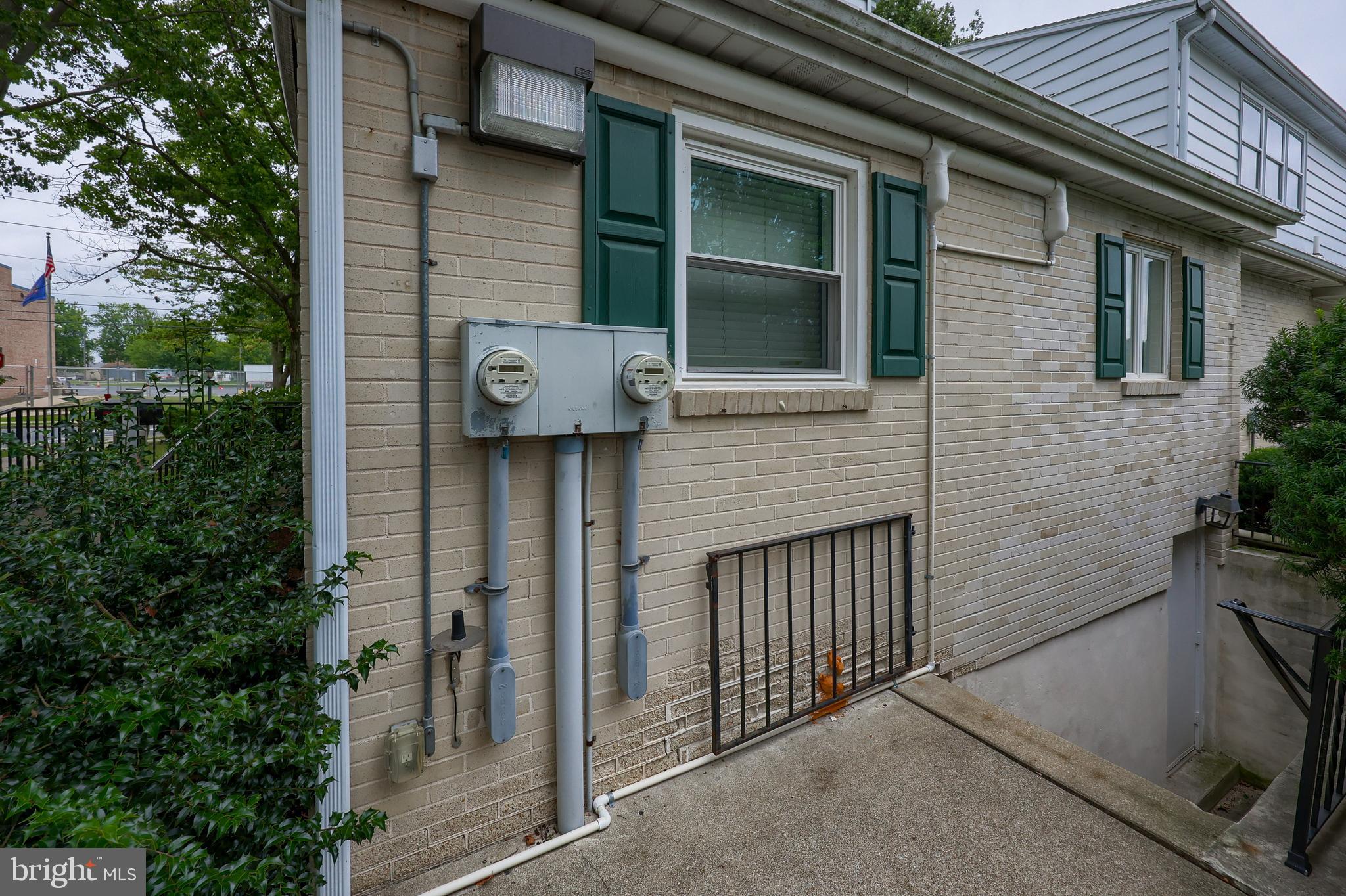 130 South Penn Street Manheim, PA 17545 - Photo 8 of 52