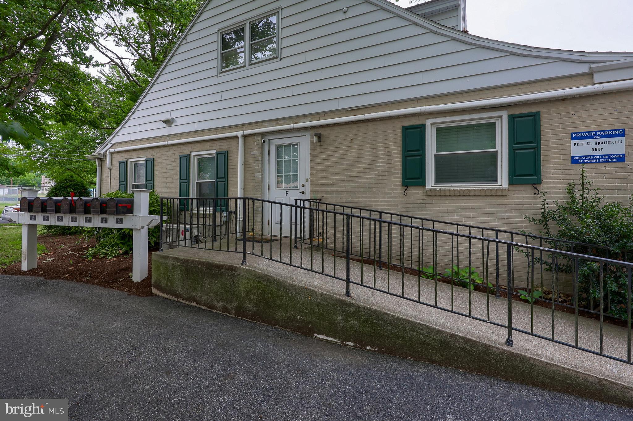 130 South Penn Street Manheim, PA 17545 - Photo 9 of 52