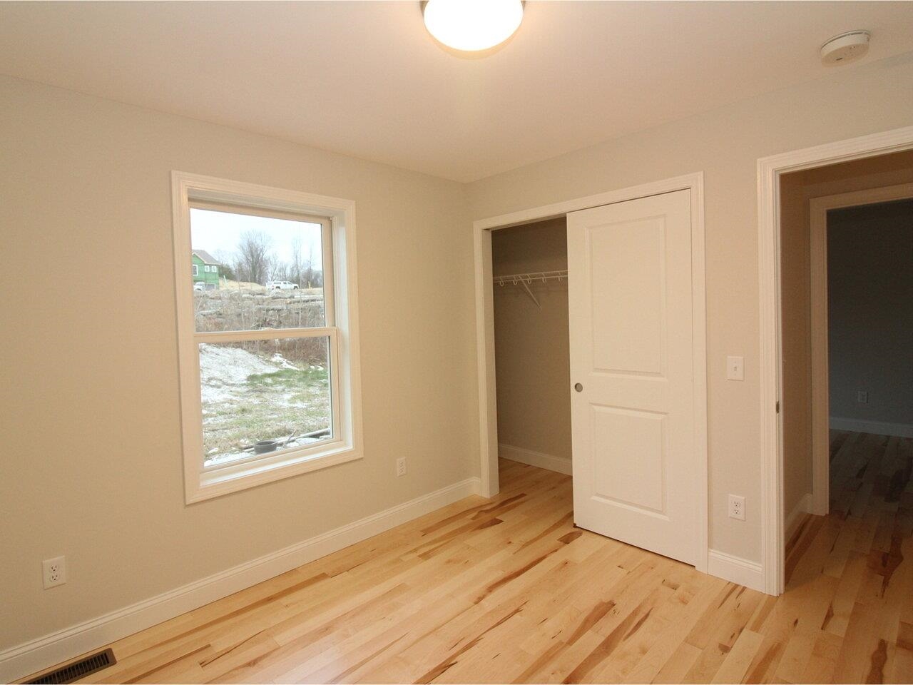 344 Obrien Farm Road South Burlington, VT 05403 - Photo 9 of 28 Gallery Image 9