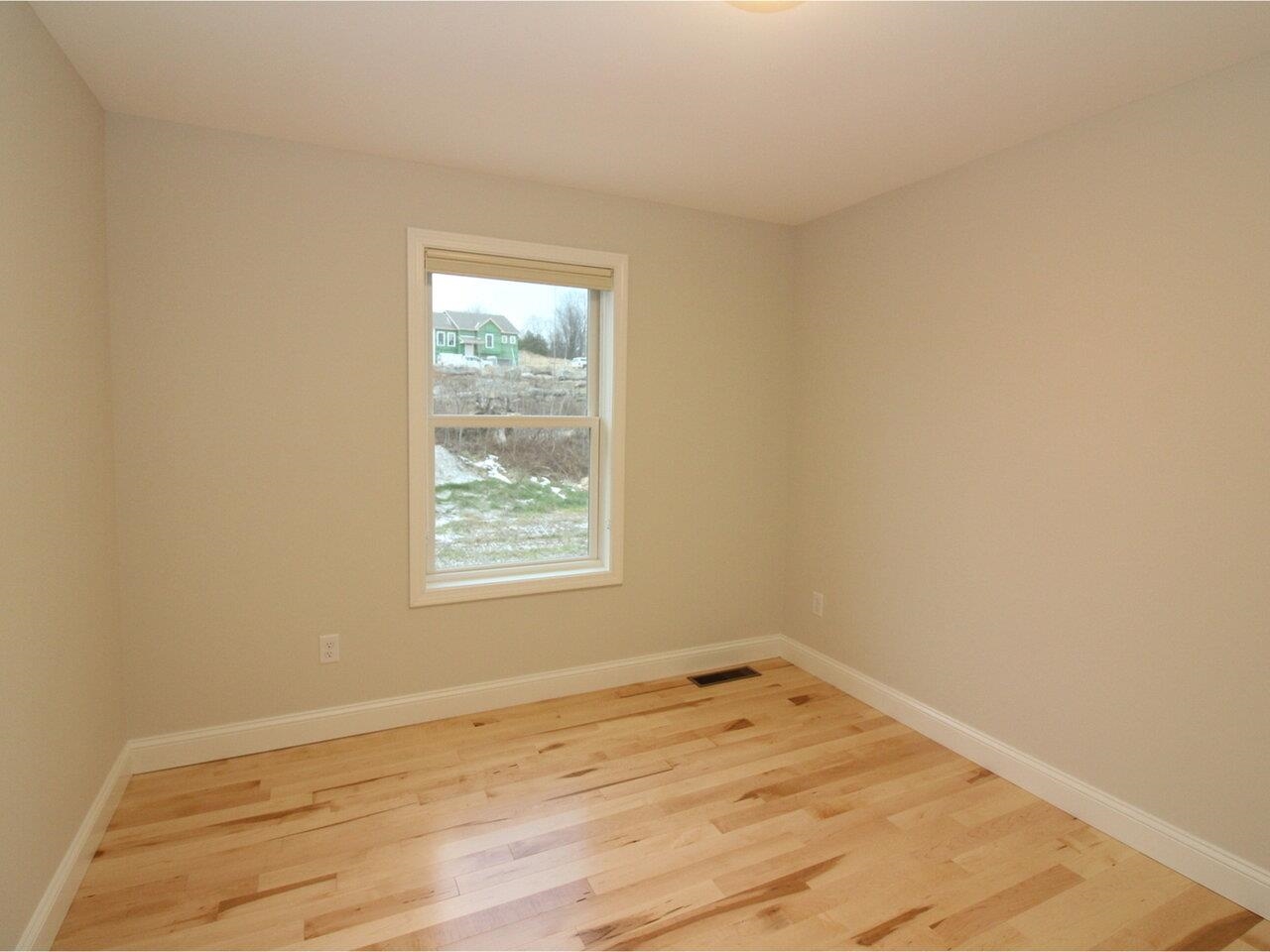 344 Obrien Farm Road South Burlington, VT 05403 - Photo 10 of 28 Gallery Image 10