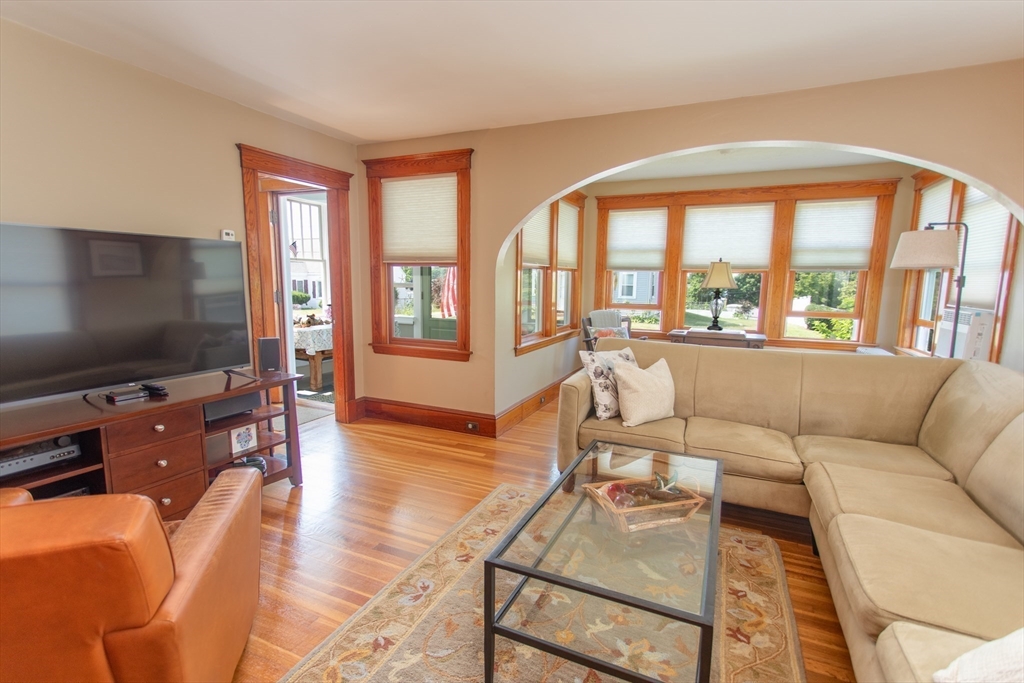 52 Wachusett Road Weymouth, MA 02191 - Photo 17 of 41