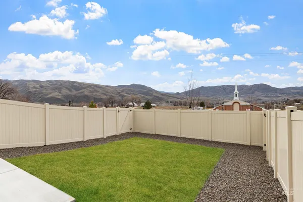 $329,990 | 105 Bighorn Street, Horseshoe Bend, ID 83629