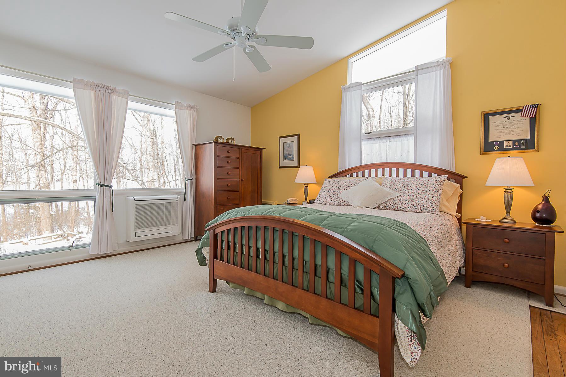 4137 Piney Grove Road Glyndon, MD 21136 - Photo 15 of 30 Bedroom (Master)