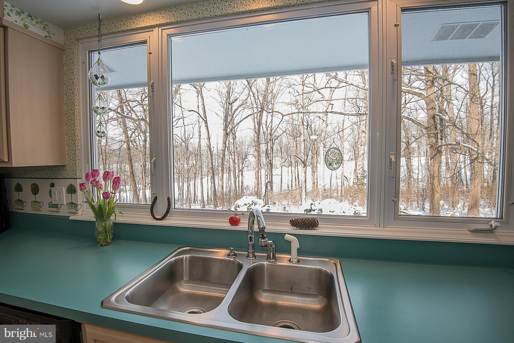 4137 Piney Grove Road Glyndon, MD 21136 - Photo 4 of 30 Kitchen