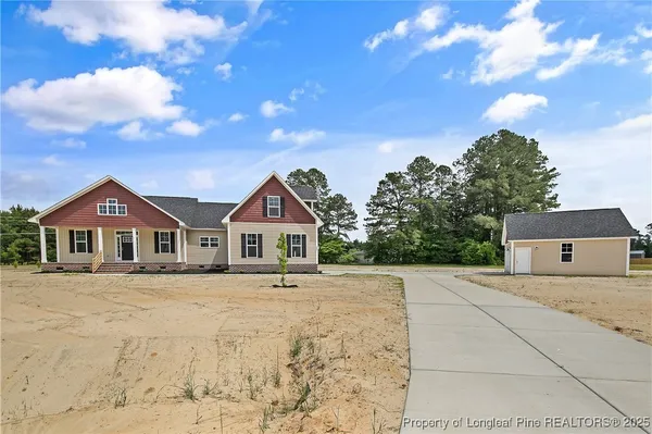 $450,000 | 3002 Dinwiddle Drive, Wade, NC 28395