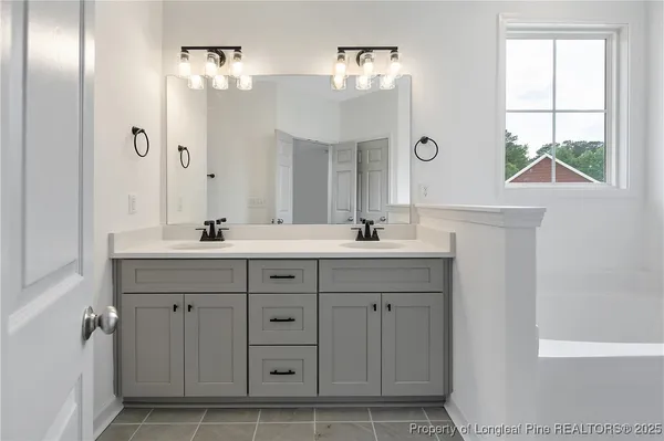 $450,000 | 3002 Dinwiddle Drive, Wade, NC 28395