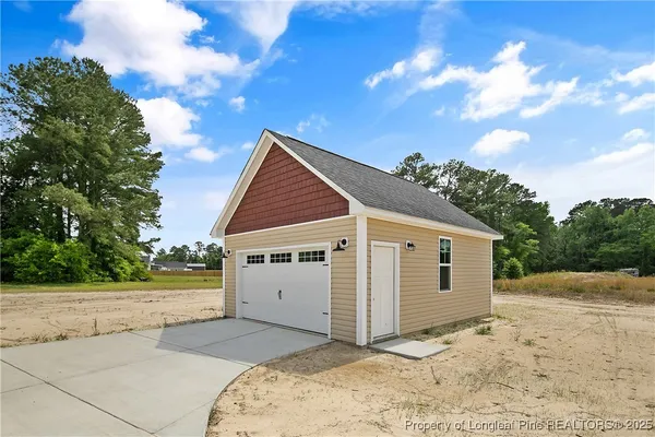 $450,000 | 3002 Dinwiddle Drive, Wade, NC 28395