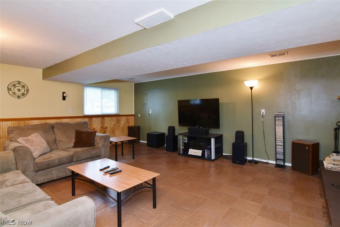5454 Barton Road North Olmsted, OH 44070 - Photo 23 of 31
