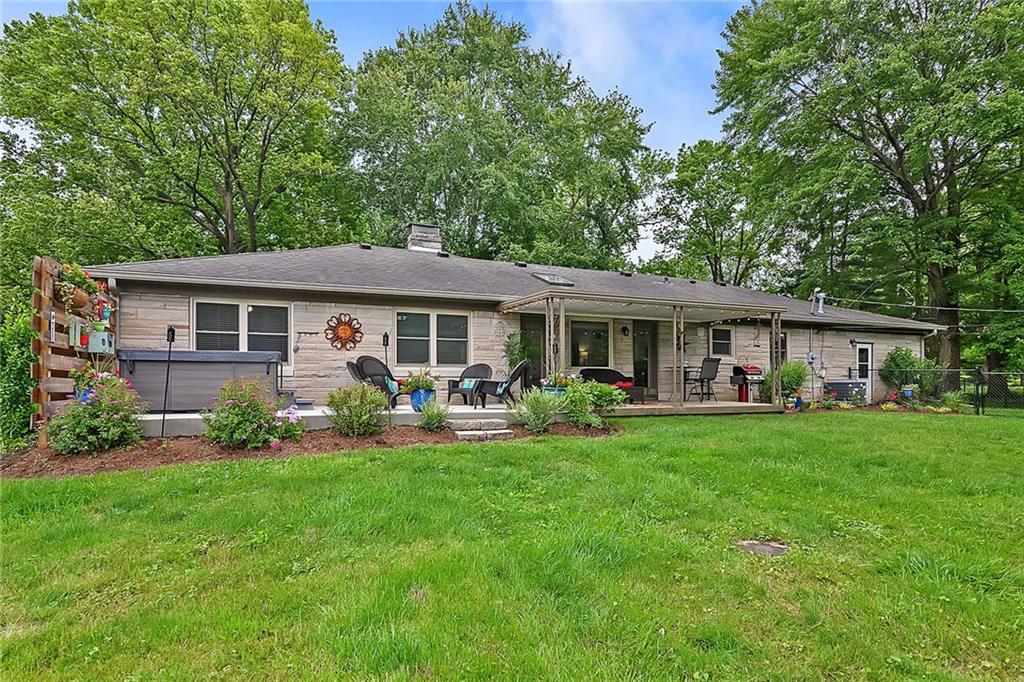 6620 Dover Road Indianapolis, IN 46220 - Photo 3 of 39 Gallery Image 3