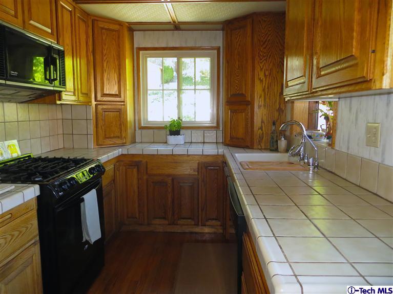 3034 Highridge Road La Crescenta, CA 91214 - Photo 11 of 19 Additional Photo