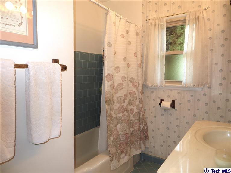 3034 Highridge Road La Crescenta, CA 91214 - Photo 15 of 19 Additional Photo
