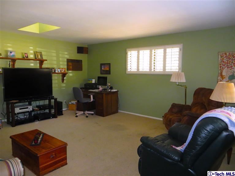 3034 Highridge Road La Crescenta, CA 91214 - Photo 19 of 19 Additional Photo