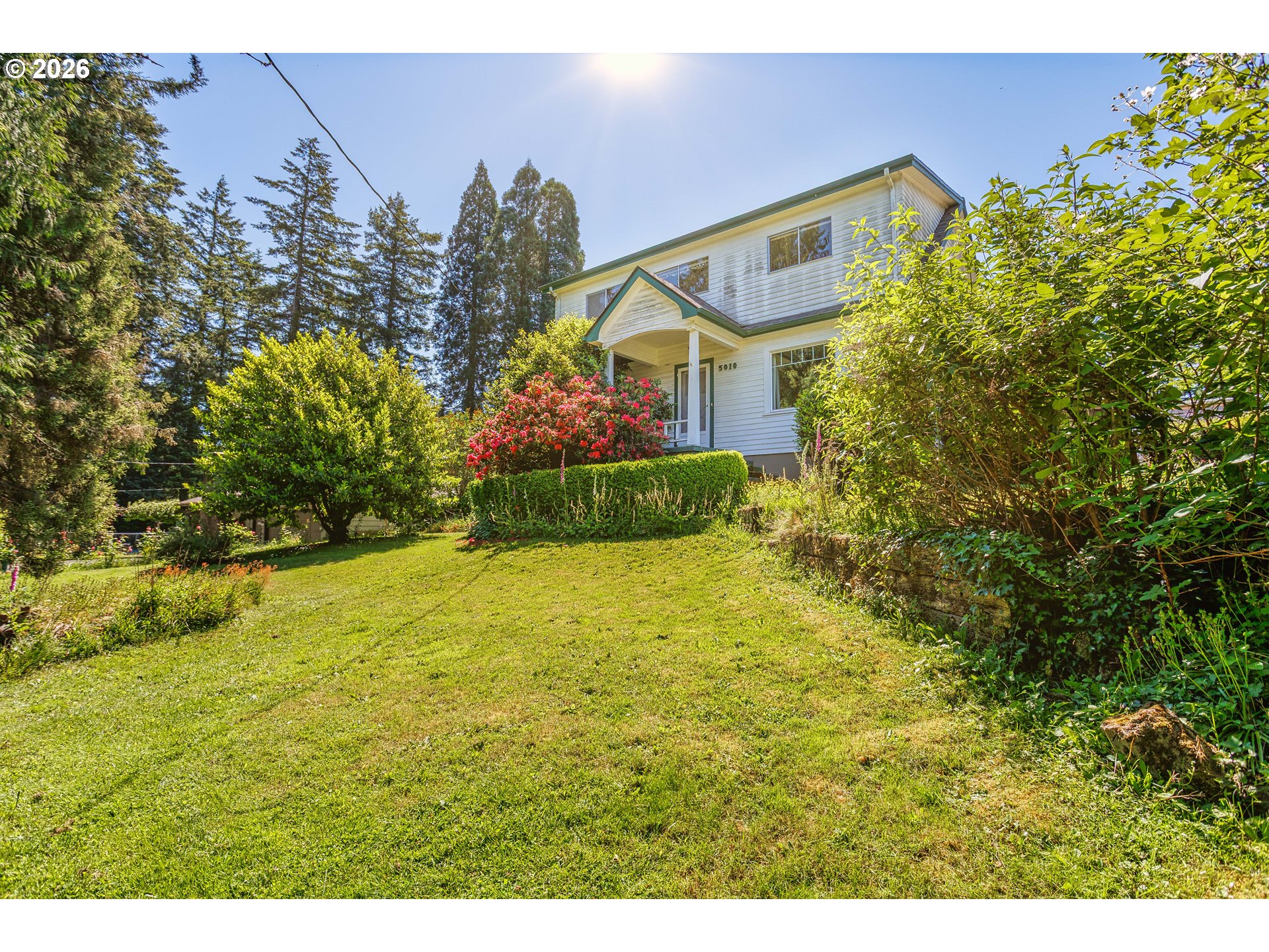 5010 Southwest Miles Street Portland, OR 97219 - Photo 2 of 30 Gallery Image 2