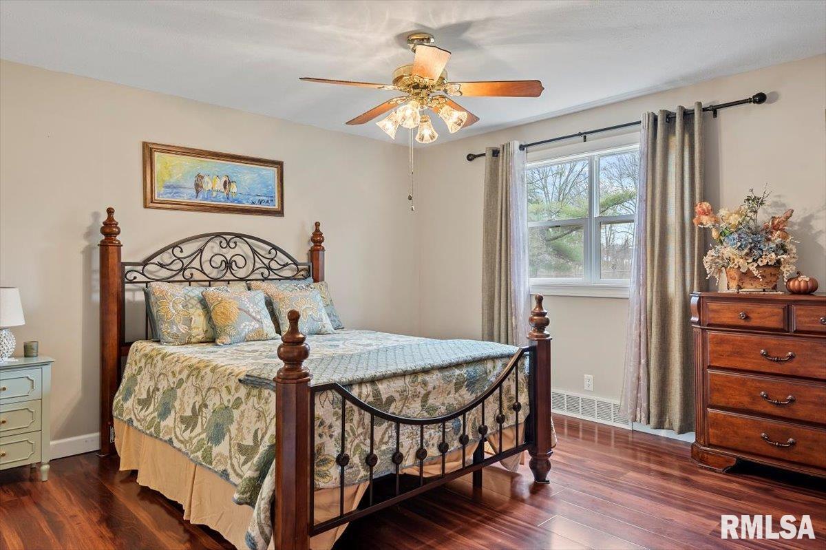 689 South Bradfordton Road Springfield, IL 62711 - Photo 15 of 42